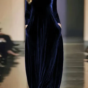2025 Autumn/Winter Velvet Long Dress Round Neck Long Sleeve Grand Display Elegant Velvet Dress